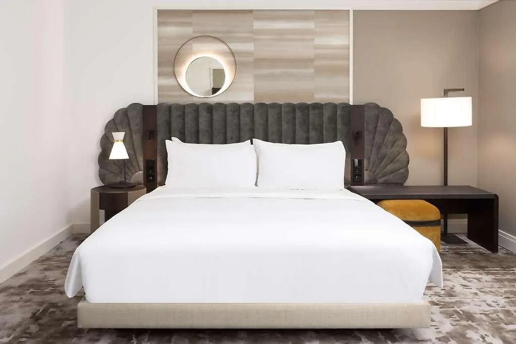 Hilton Heidelberg Hotel 0*,